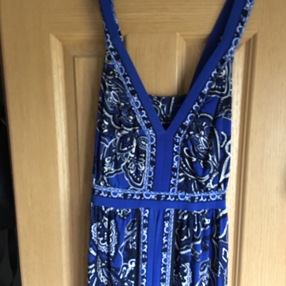 Because everyone should have a maxi dress!!!